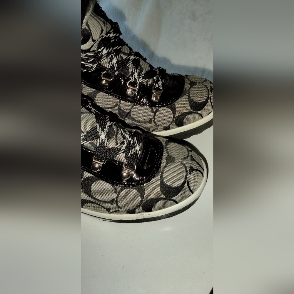 Coach Signature Patterned Black and Grey Tailor Hiking Boots Size 7.5 - Picture 7 of 12
